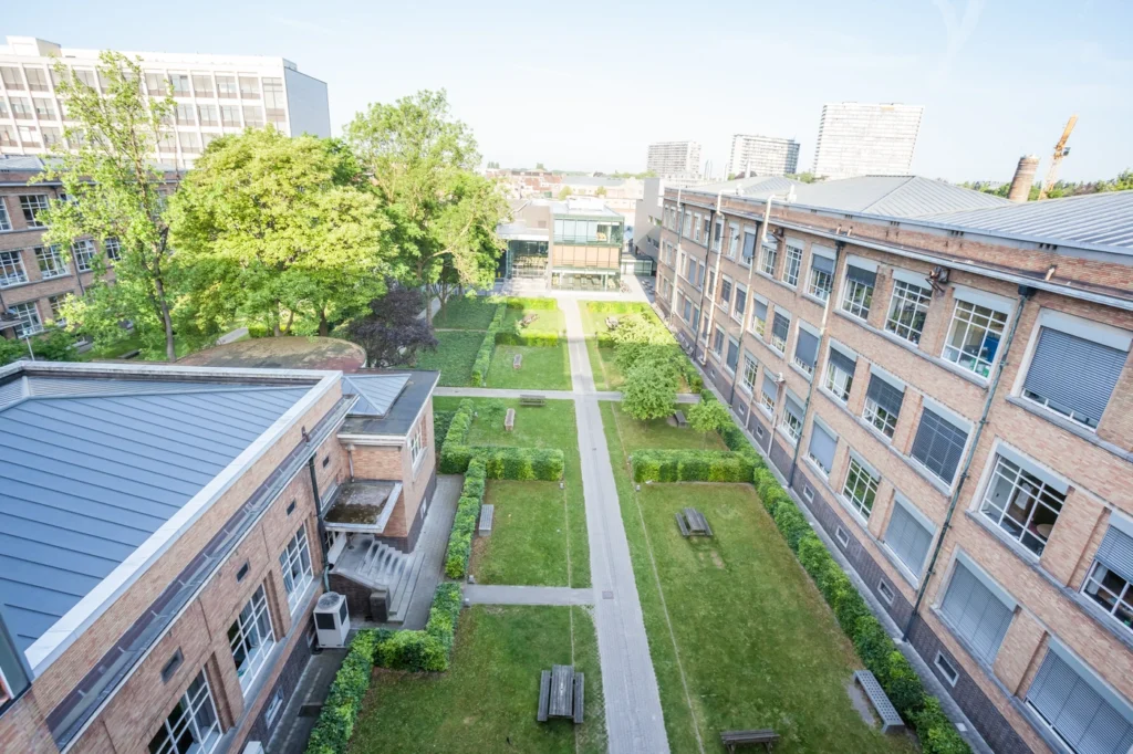 commercial storm damage roof repair in marion il